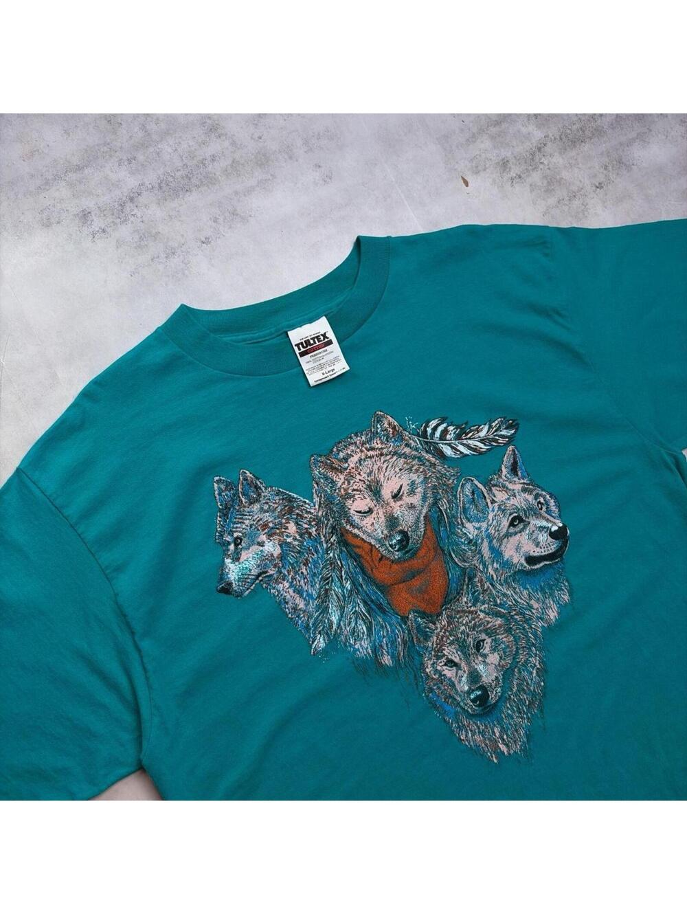 Vintage Teal Wolf Nature Graphic T-Shirt - Picture 6 of 8